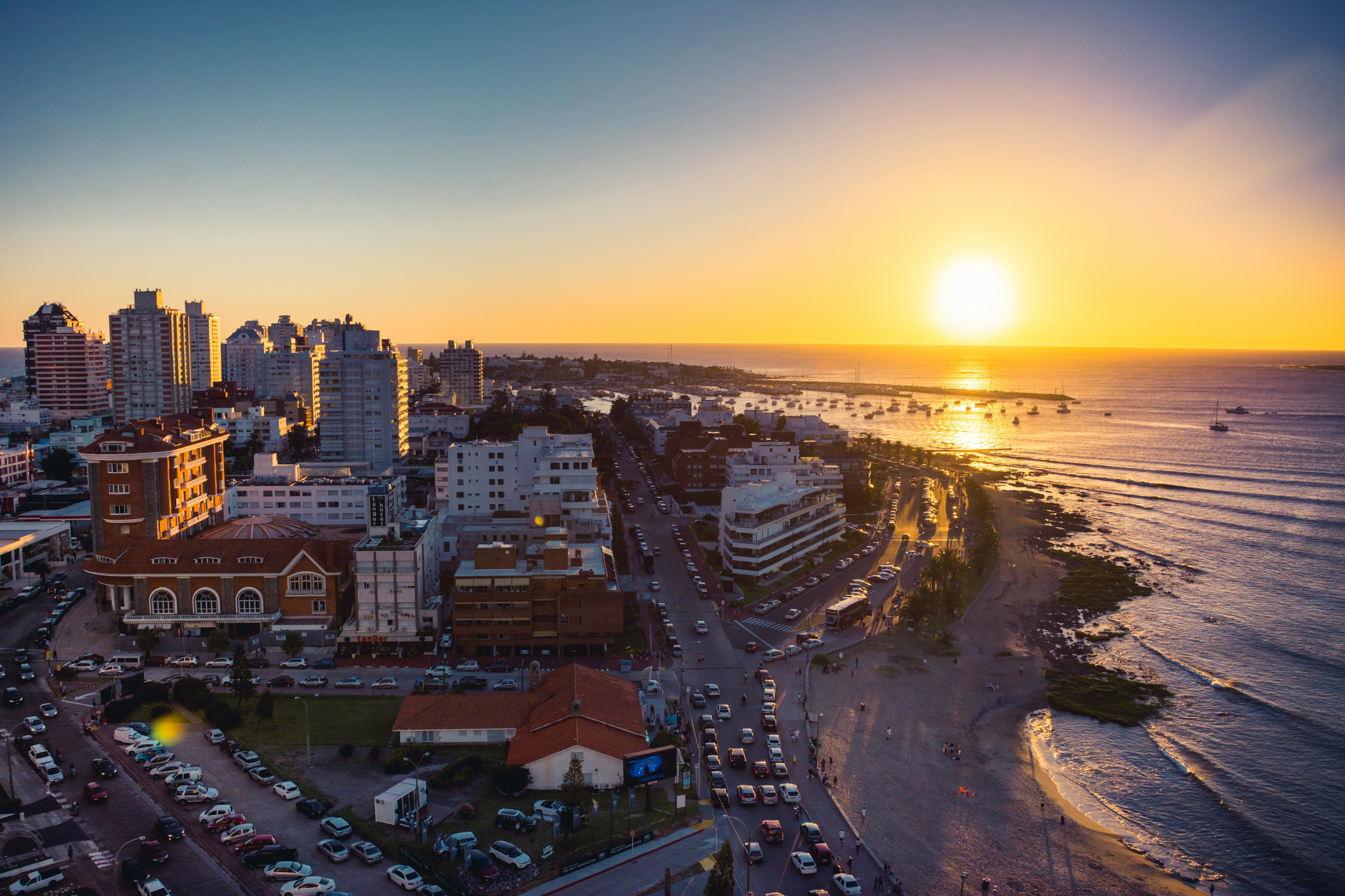 URUGUAY – Between Tradition and Modernity
