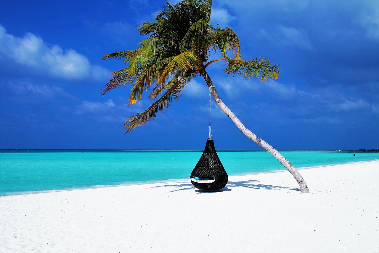 Cayman Islands: Tropical Harmony in Blue